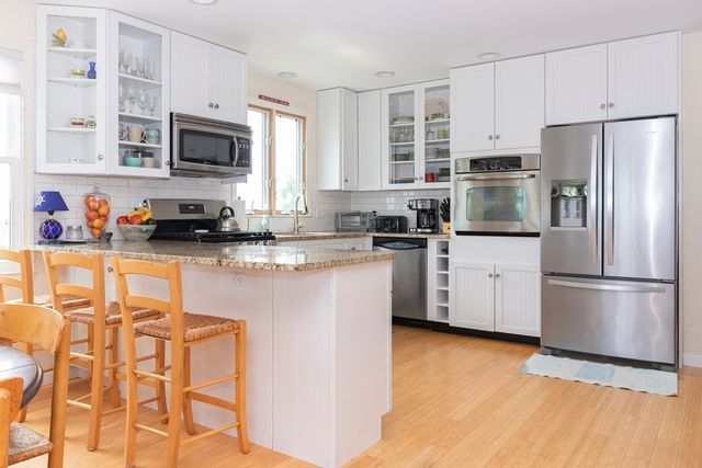 56 Plymouth Ave, Duxbury, MA 02332