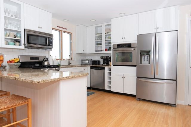 56 Plymouth Ave, Duxbury, MA 02332
