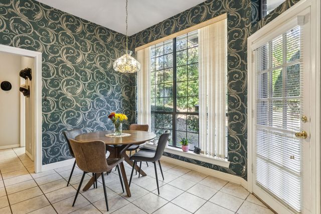 3825 Montecito Drive, Denton, TX 76205