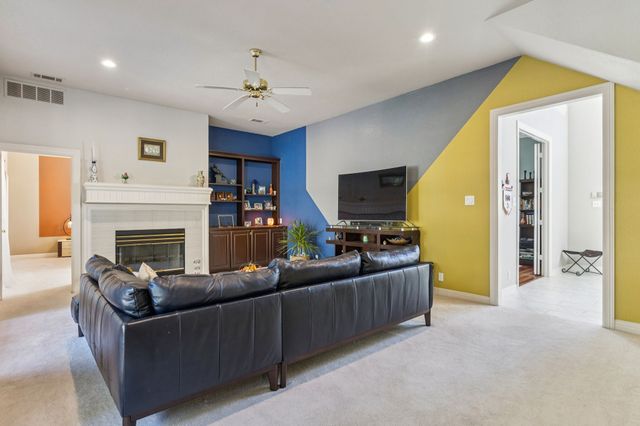 3825 Montecito Drive, Denton, TX 76205