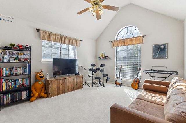 3825 Montecito Drive, Denton, TX 76205