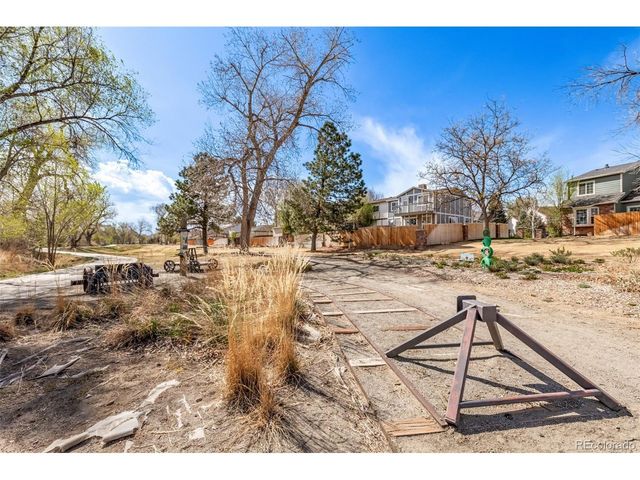 13000 Harrison Dr, Thornton, CO 80241