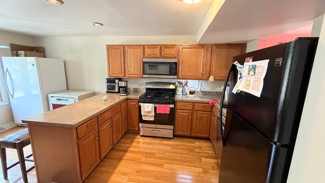 308 Erin Rd 308, Stoughton, MA 02072