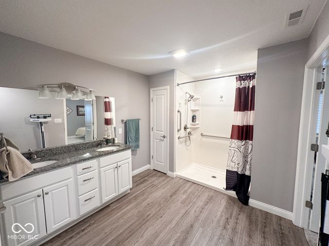 2724 Heritage Parkway, Anderson, IN 46012