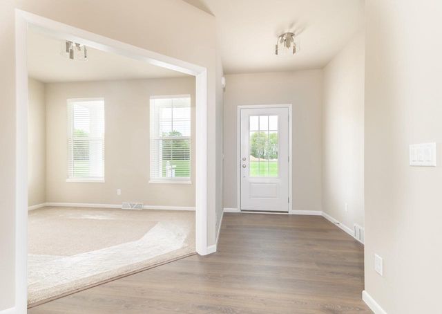 2543 Water Lily Circle, Sun Prairie, WI 53590