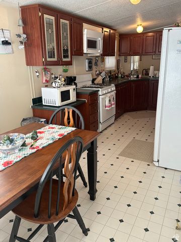 3086 JUSTICE ST, West Valley City, UT 84119