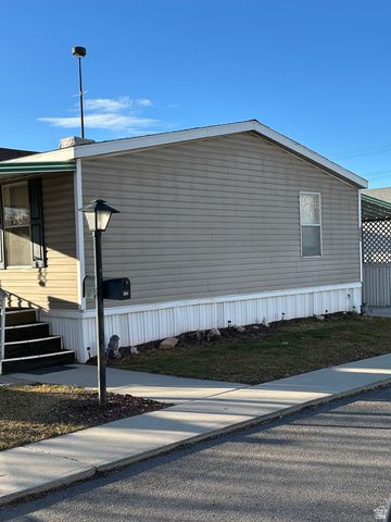 3086 JUSTICE ST, West Valley City, UT 84119