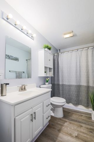 22-B Bancroft St, Worcester, MA 01610
