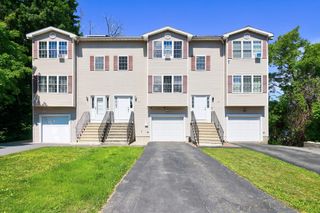 22-B Bancroft St, Worcester, MA 01610
