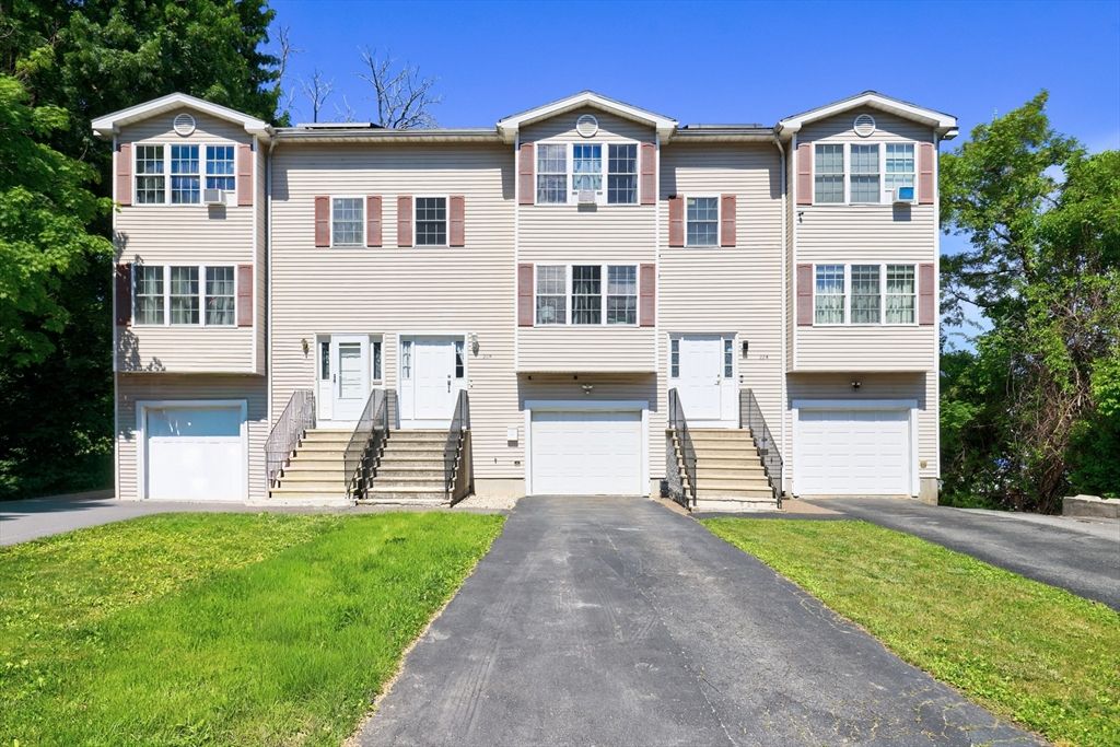 22-B Bancroft St, Worcester, MA 01610