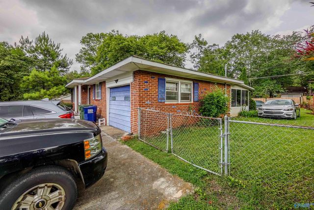 2110 Fulton Drive NW, Huntsville, AL 35810