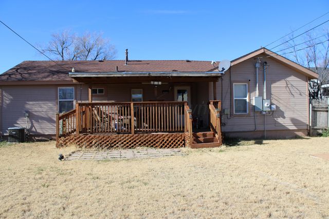 613 S MADDOX Avenue, Dumas, TX 79029
