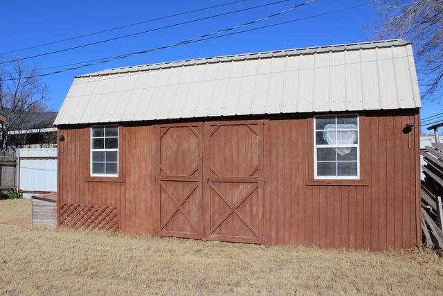 613 S MADDOX Avenue, Dumas, TX 79029