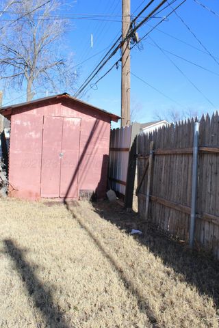 613 S MADDOX Avenue, Dumas, TX 79029