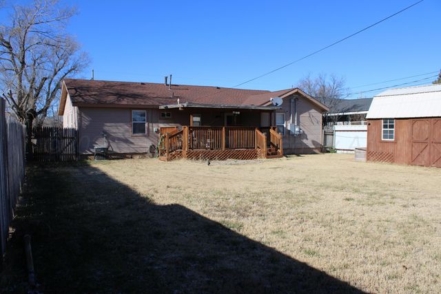 613 S MADDOX Avenue, Dumas, TX 79029