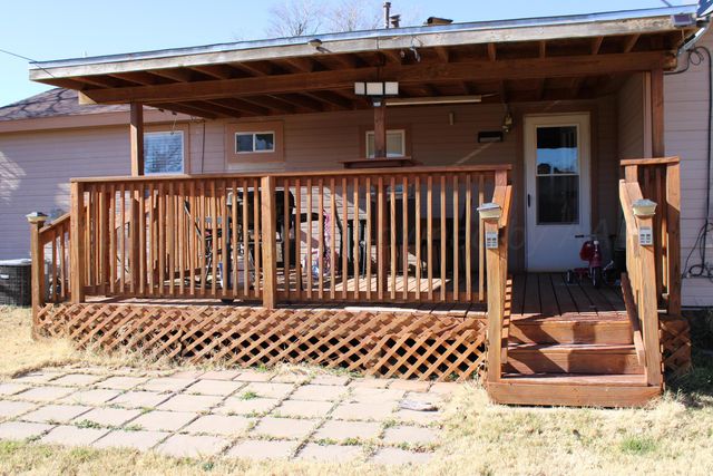 613 S MADDOX Avenue, Dumas, TX 79029