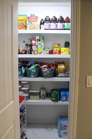 613 S MADDOX Avenue, Dumas, TX 79029