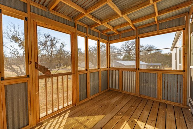 308 N Lakeview Drive, Palo Pinto, TX 76484