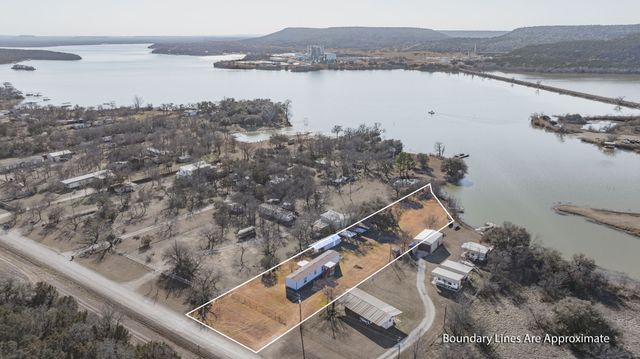 308 N Lakeview Drive, Palo Pinto, TX 76484