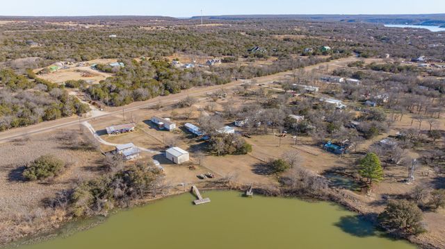 308 N Lakeview Drive, Palo Pinto, TX 76484