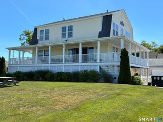 2 Buckingham Avenue, Old Saybrook, CT 06475