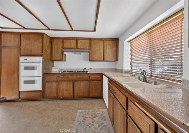 11054 Wesley Avenue, Montclair, CA 91763
