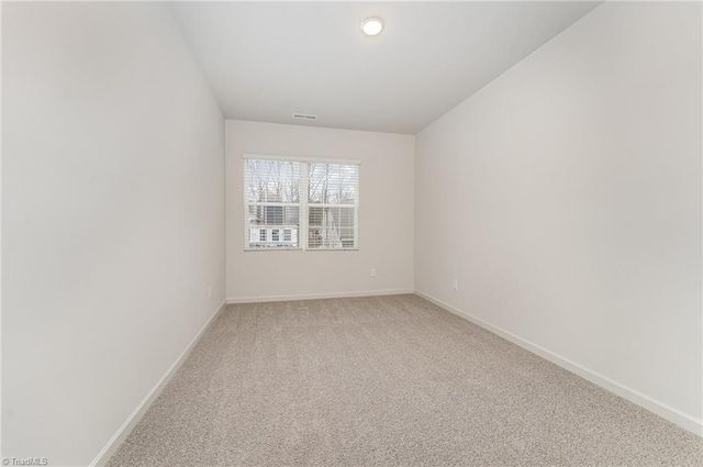 5910 Crossview Drive, Kernersville, NC 27284