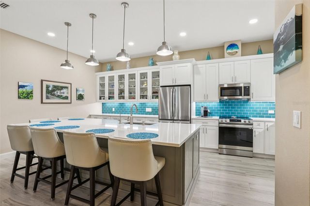 2916 DEVONOAK BOULEVARD, Land O Lakes, FL 34638