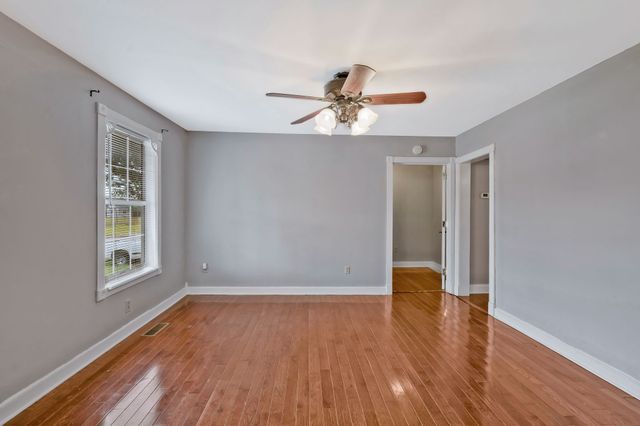 5206 Georgia Ave, Nashville, TN 37209