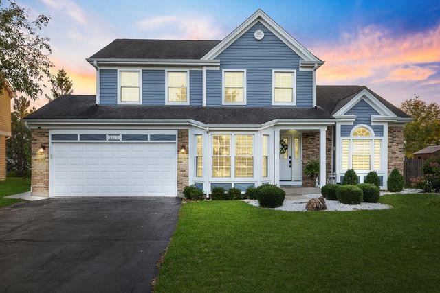 2317 Broadway Lane, Schaumburg, IL 60194