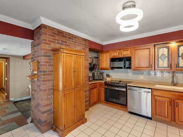 137 St. Albans Road, Swanton, VT 05488