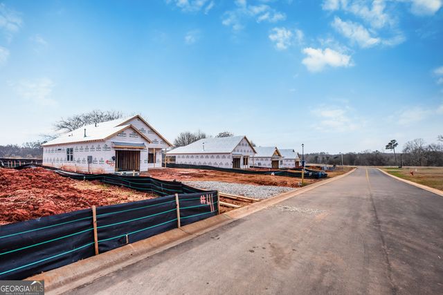 105 Cottage Grove Circle, Eatonton, GA 31024