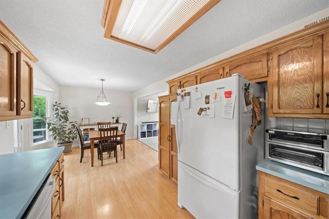 511 SE FRANKLIN Court, Blue Springs, MO 64014