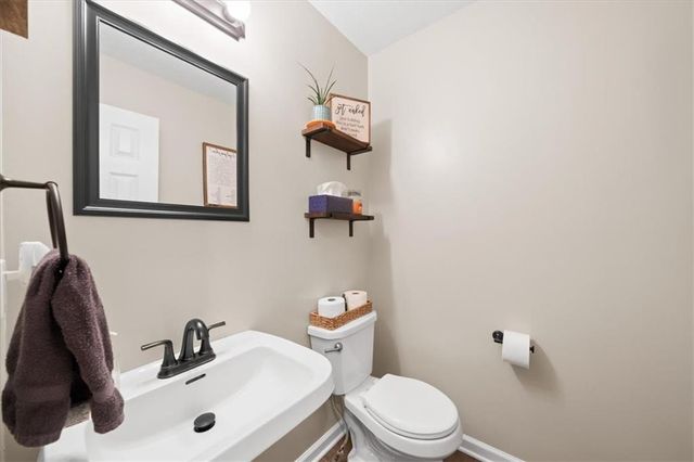 511 SE FRANKLIN Court, Blue Springs, MO 64014