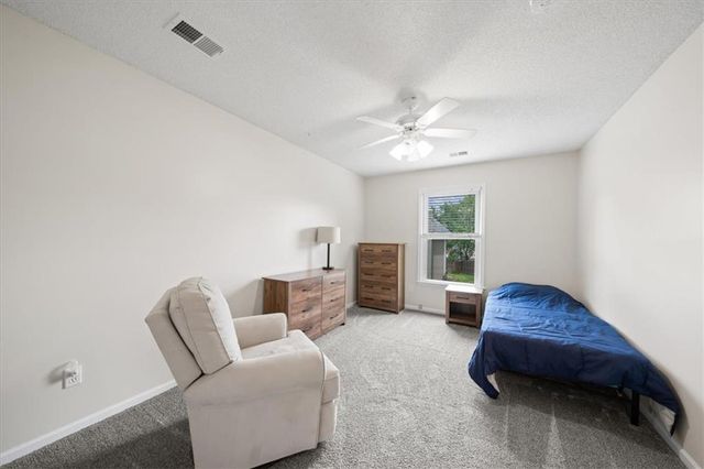 511 SE FRANKLIN Court, Blue Springs, MO 64014