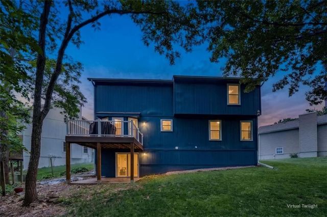 511 SE FRANKLIN Court, Blue Springs, MO 64014