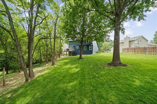 511 SE FRANKLIN Court, Blue Springs, MO 64014