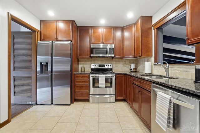 4821 Manchester Road, Middletown, OH 45042