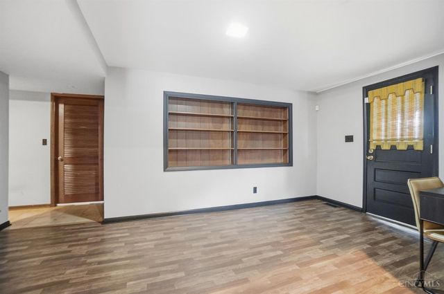 4821 Manchester Road, Middletown, OH 45042