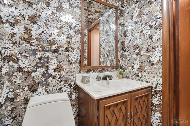 4821 Manchester Road, Middletown, OH 45042