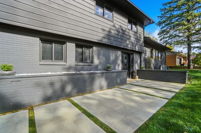 4821 Manchester Road, Middletown, OH 45042