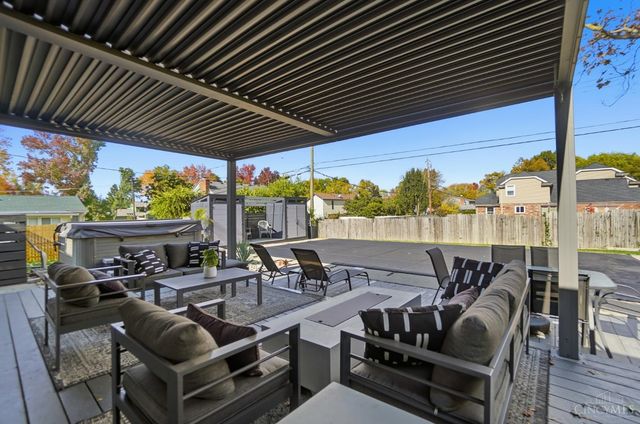 4821 Manchester Road, Middletown, OH 45042