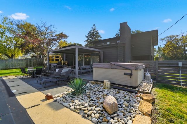 4821 Manchester Road, Middletown, OH 45042