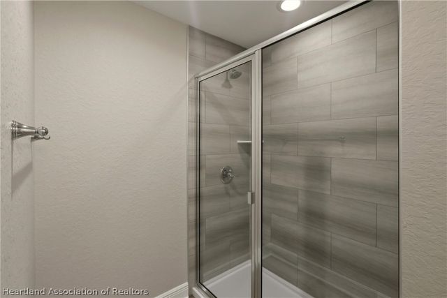 6809 Dickinson Drive, Sebring, FL 33872