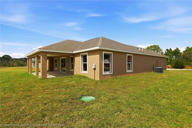 6809 Dickinson Drive, Sebring, FL 33872