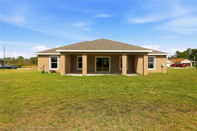 6809 Dickinson Drive, Sebring, FL 33872
