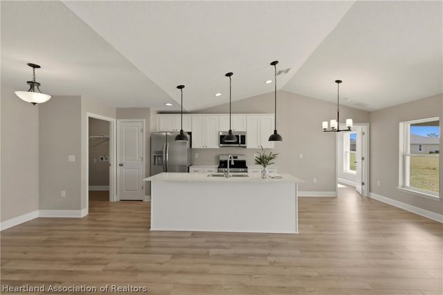 6809 Dickinson Drive, Sebring, FL 33872