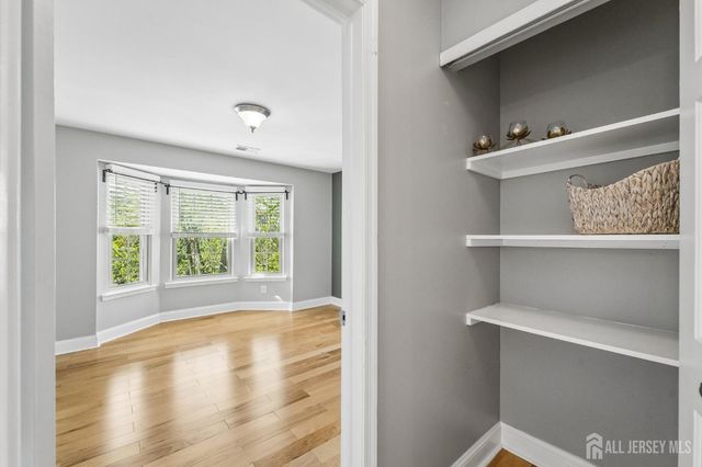 21 Lear Court, East Brunswick, NJ 08816