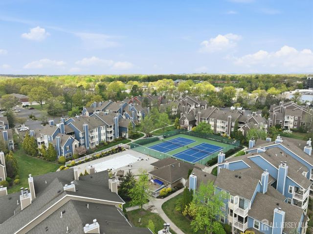 21 Lear Court, East Brunswick, NJ 08816