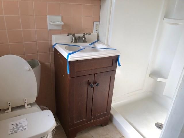 3203 E 107th Terrace, Kansas City, MO 64137